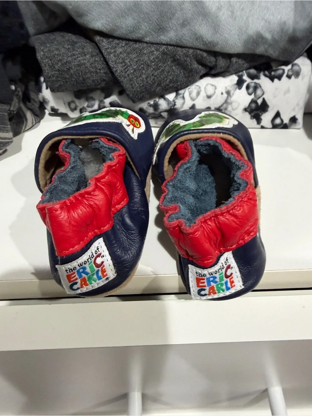 Robert x Eric Carle Kids Navy Soft-Soled Shoes with Green Caterpillar Design